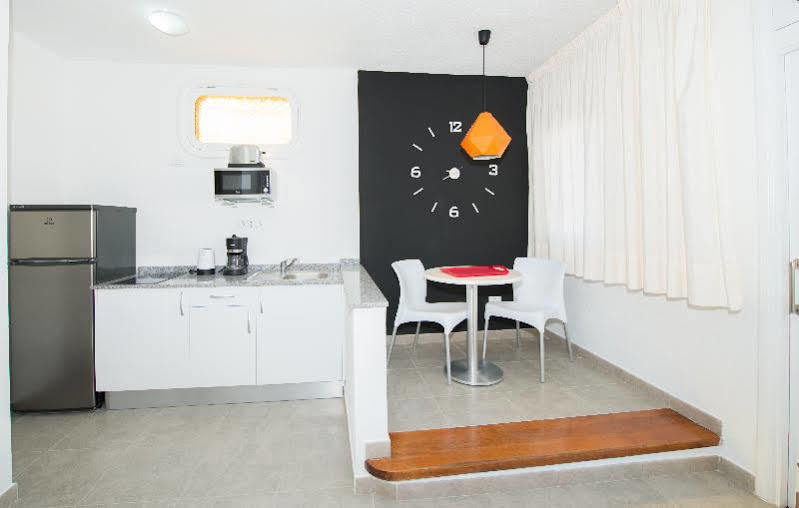 Apartamentos Los Mariachis Playa del Ingles  Luaran gambar